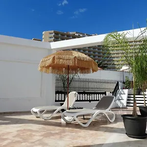 https://holiday-studio-2.tenerifehoteles.net